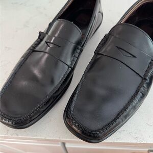 Johnston & Murphy Black Leather Loafers